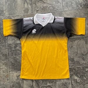 LOTTO Men’s Retro Yellow Black White Gradient Collared Soccer Football Jersey